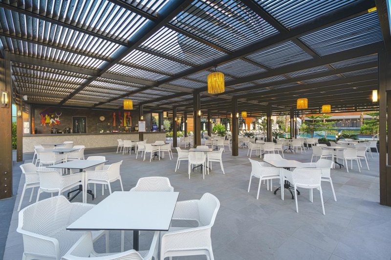 Kirman Calyptus Resort & Spa Side