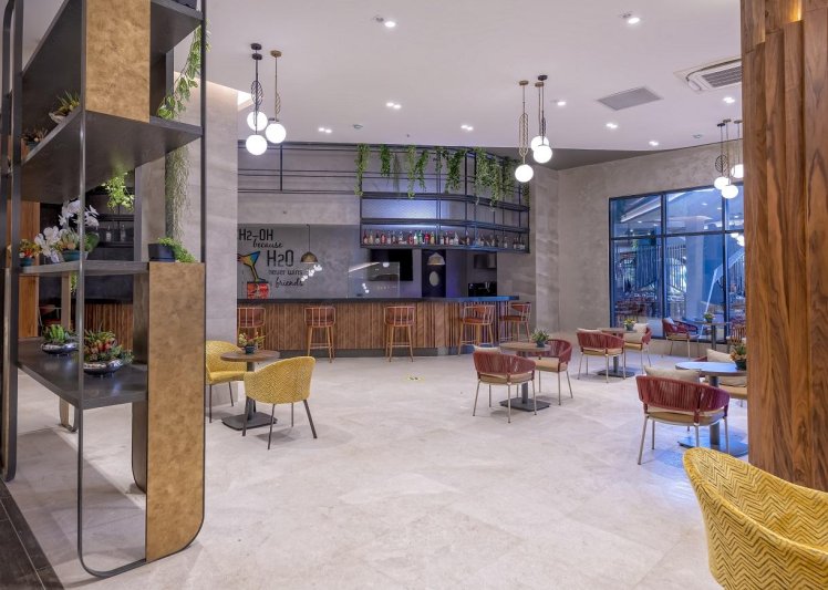 Kirman Calyptus Resort & Spa Side