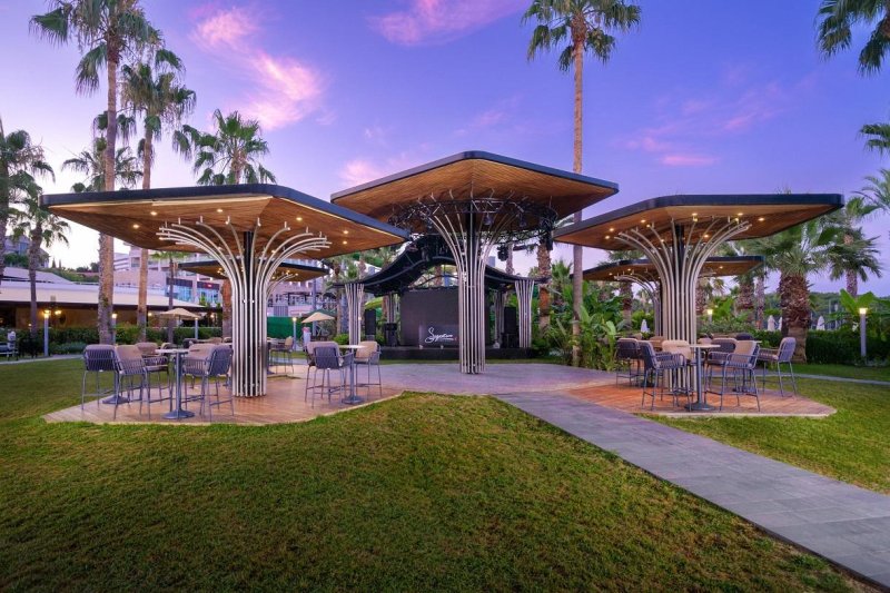 Alanya utazás Kirman Leodikya Resort & Spa