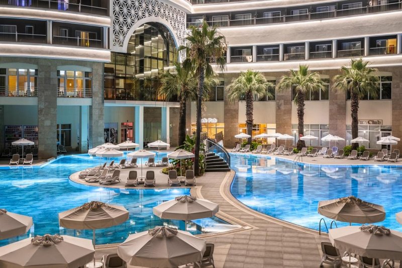 Alanya utazás Kirman Leodikya Resort & Spa