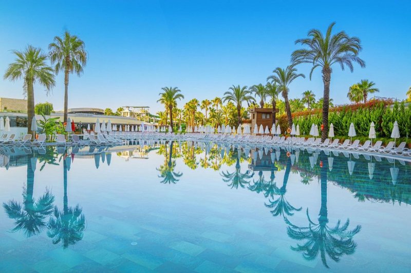 Alanya utazás Kirman Leodikya Resort & Spa