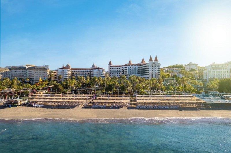 Alanya utazás Kirman Leodikya Resort & Spa