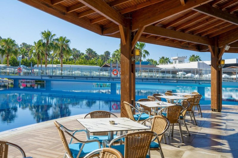 Alanya utazás Kirman Sidera Luxury & Spa