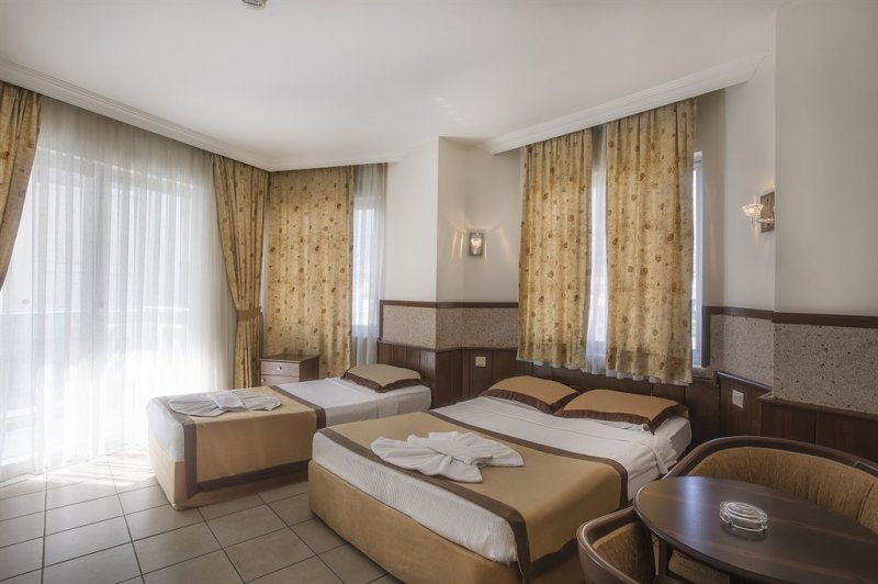 Alanya utazás Kleopatra Arsi Hotel