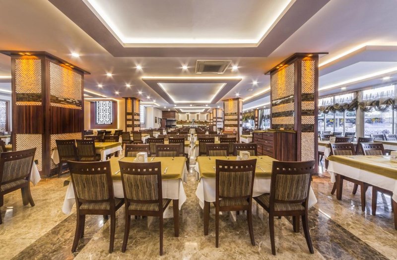 Alanya utazás Kleopatra Royal Palm Hotel