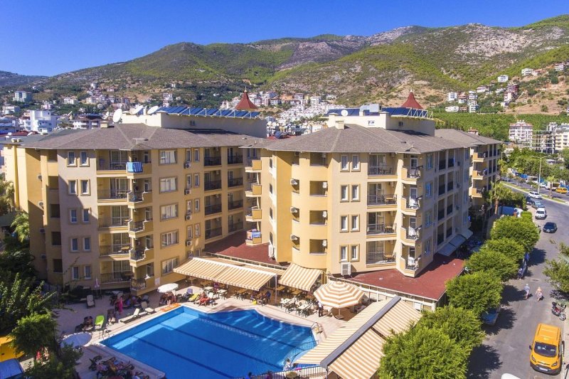 Alanya utazás Kleopatra Royal Palm Hotel