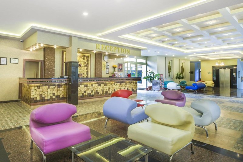 Alanya utazás Kleopatra Royal Palm Hotel