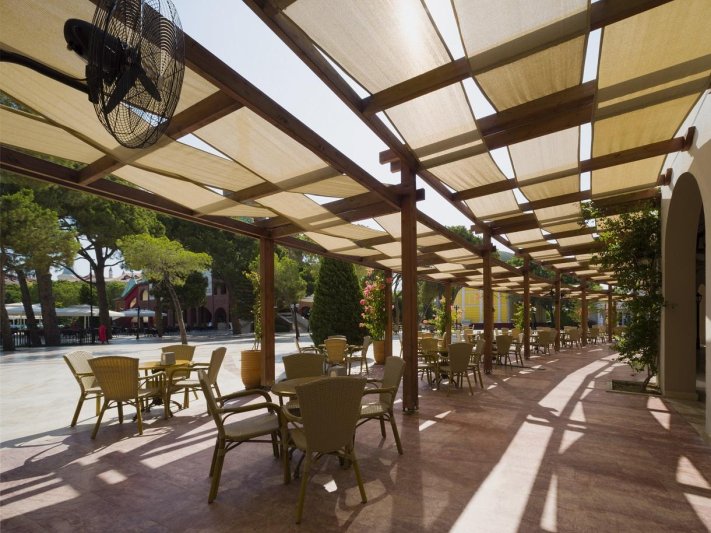 Antalya utazás Kremlin Palace Hotel