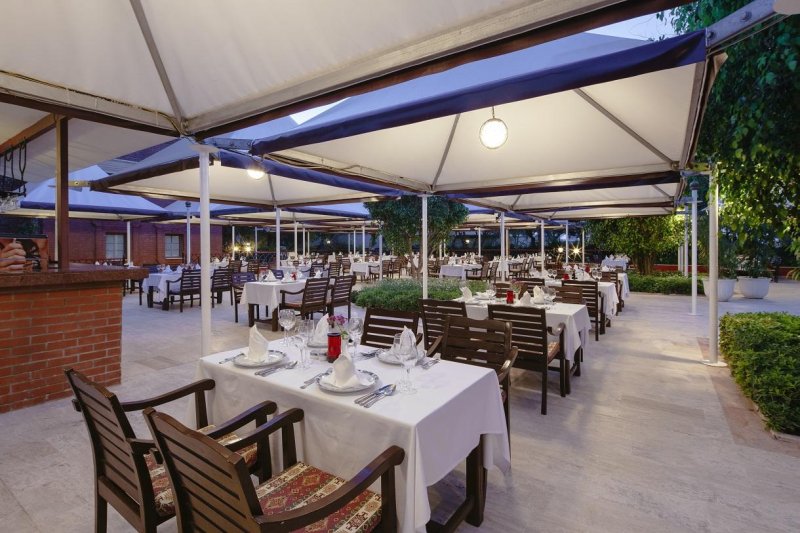 Antalya utazás Kremlin Palace Hotel