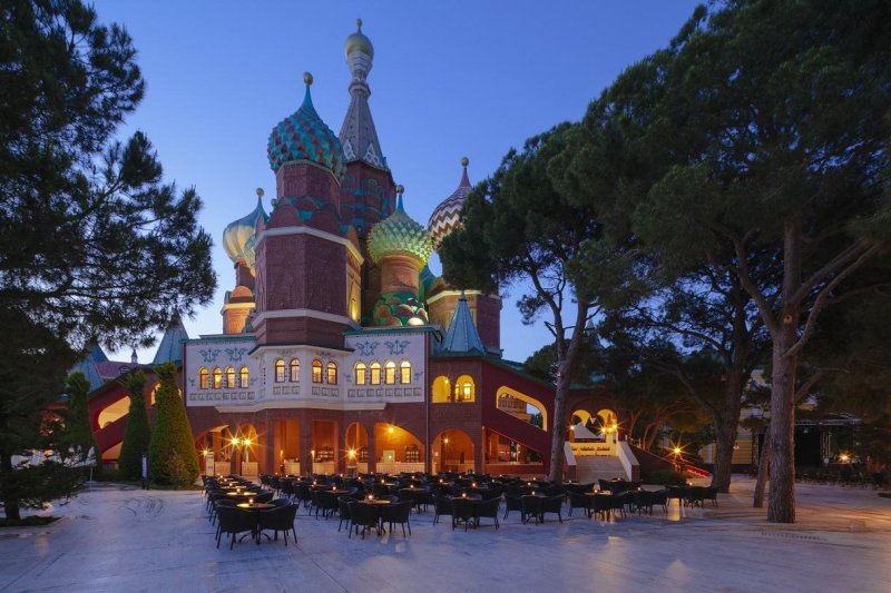Antalya utazás Kremlin Palace Hotel