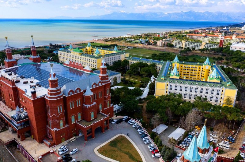 Antalya utazás Kremlin Palace Hotel