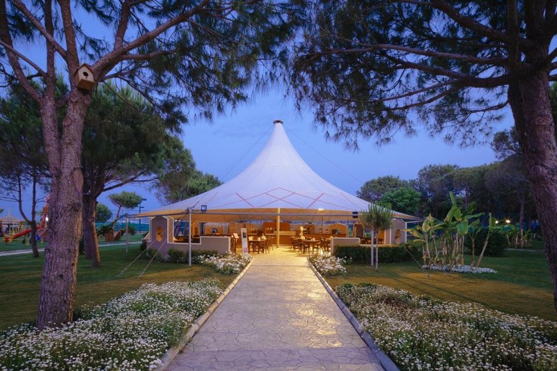 Antalya utazás Kremlin Palace Hotel