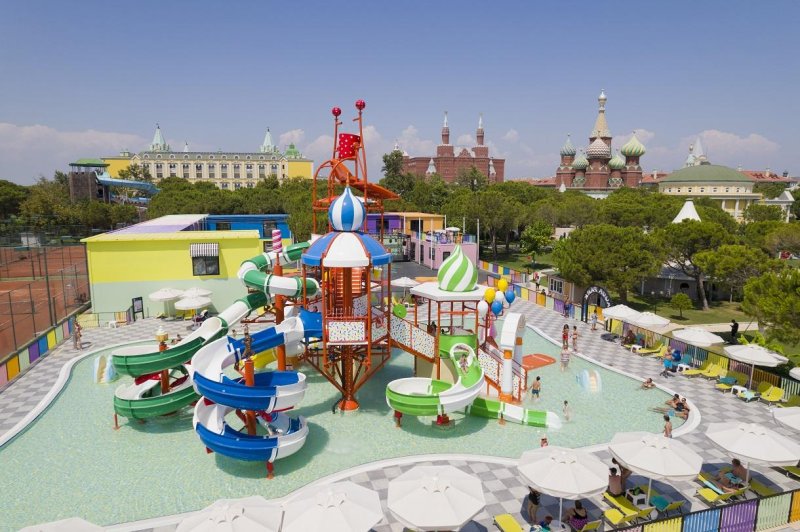 Antalya utazás Kremlin Palace Hotel