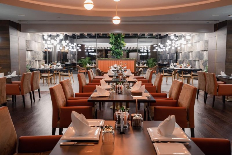 Antalya utazás Lara Barut Collection