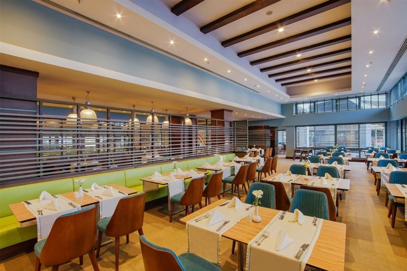 Antalya utazás Limak Lara De Luxe Hotel & Resort