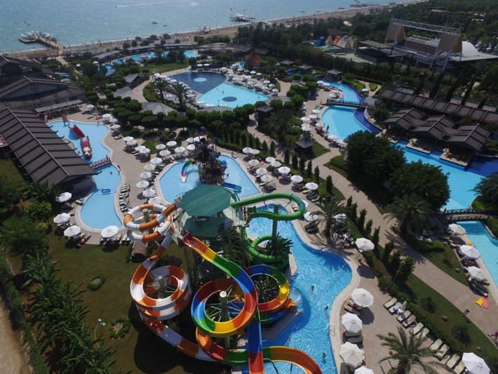 Antalya utazás Limak Lara De Luxe Hotel & Resort