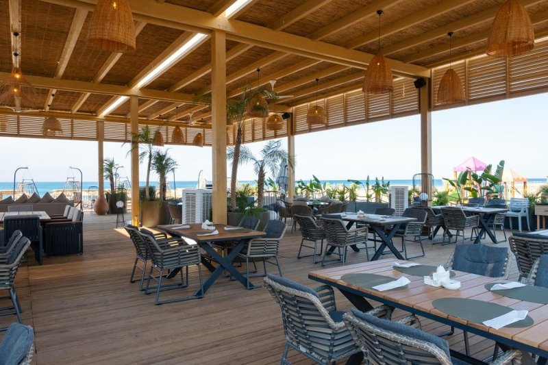 Side utazás Liu Resorts