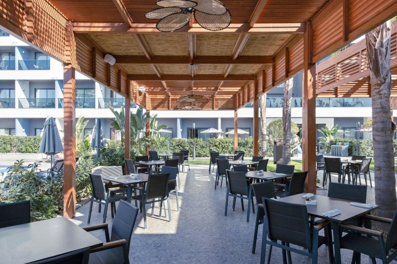 Side utazás Liu Resorts