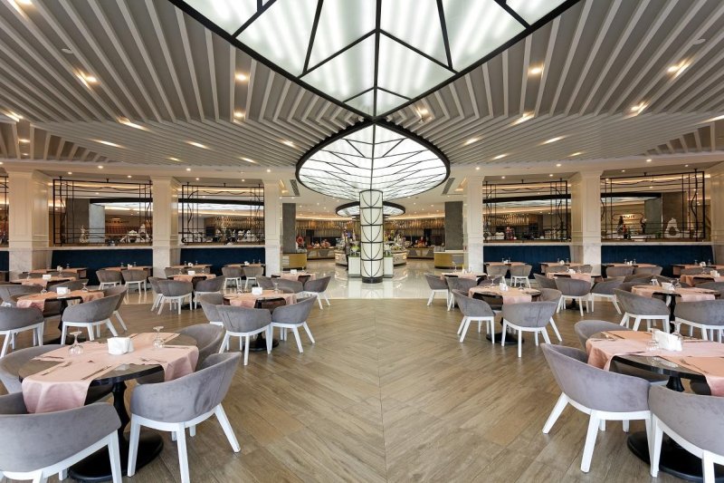 Alanya utazás Long Beach Resort & Spa Deluxe