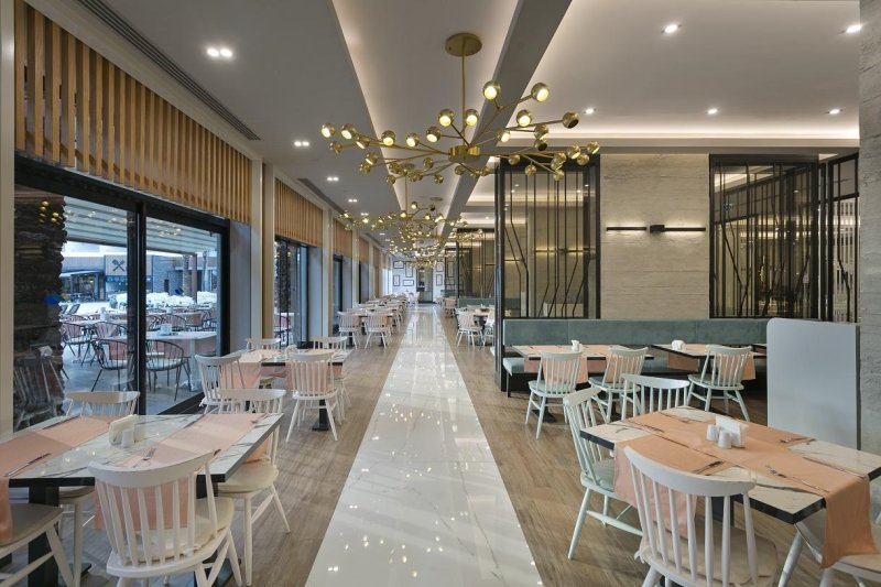 Alanya utazás Long Beach Resort & Spa Deluxe