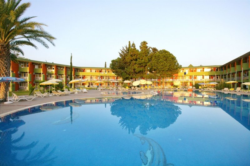 Alanya utazás Lonicera Resort Spa Hotel