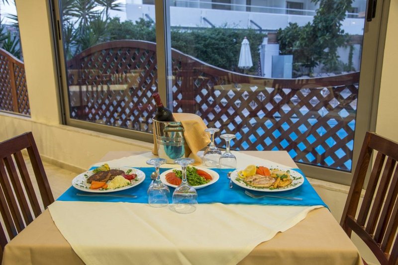 Rodosz utazás Manousos