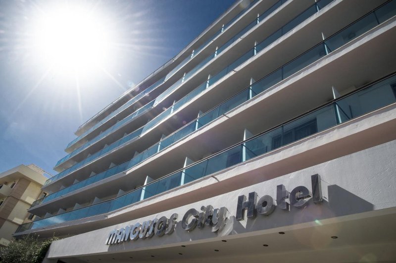 Rodosz utazás Manousos