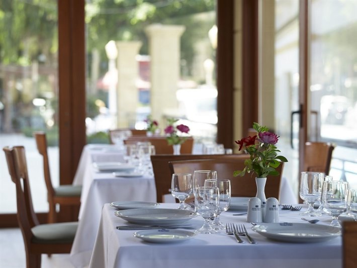 Rodosz utazás Mitsis Petit Palais