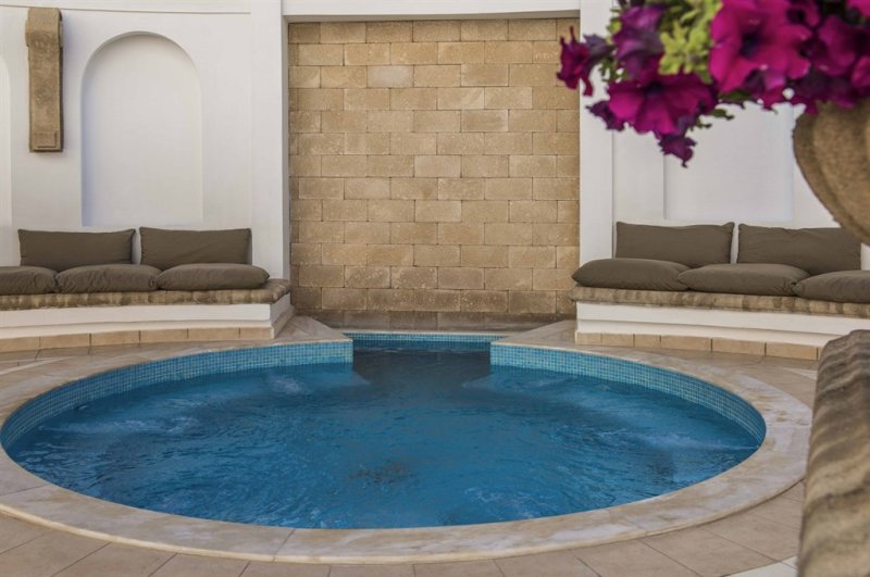 Rodosz utazás Mitsis Petit Palais