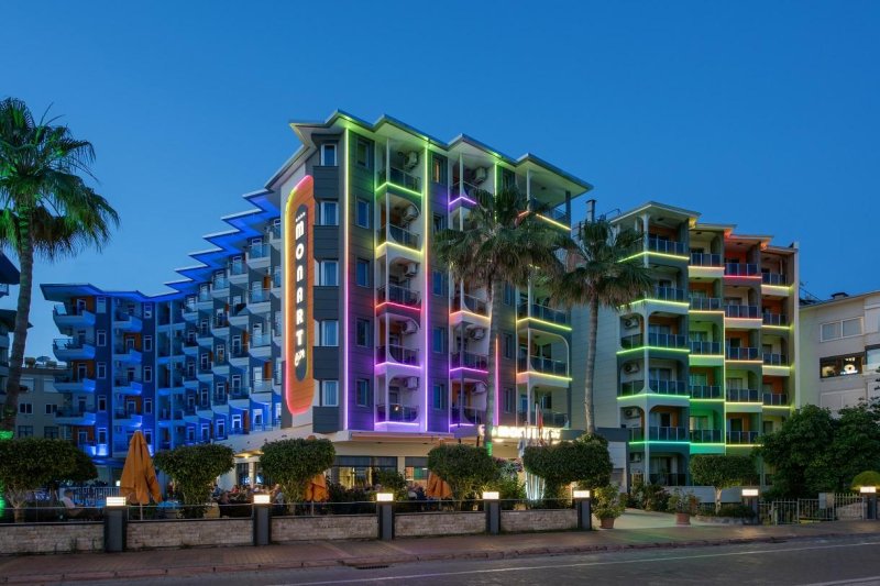 Alanya utazás Monart City Hotel
