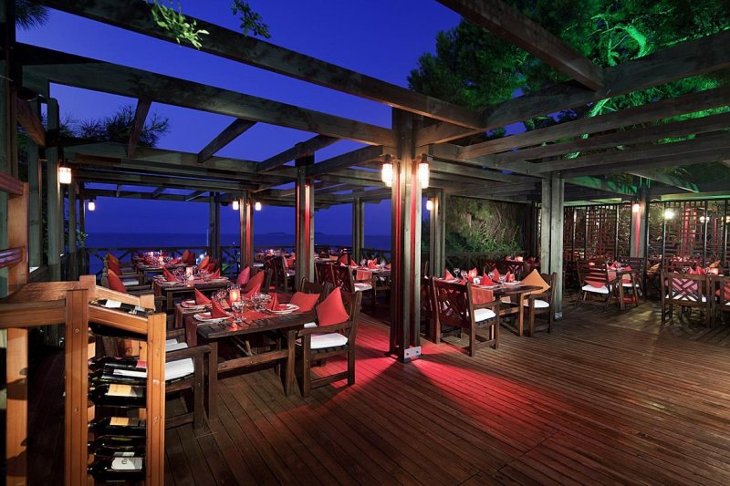 Kemer utazás Movenpick Resort Antalya Tekirova