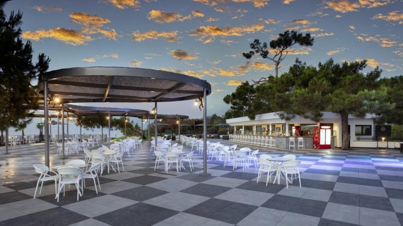 Kemer utazás Movenpick Resort Antalya Tekirova