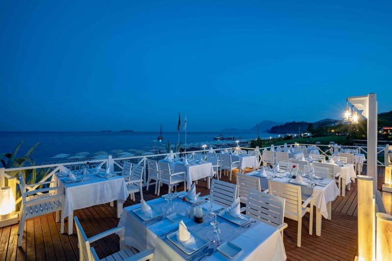 Kemer utazás Movenpick Resort Antalya Tekirova