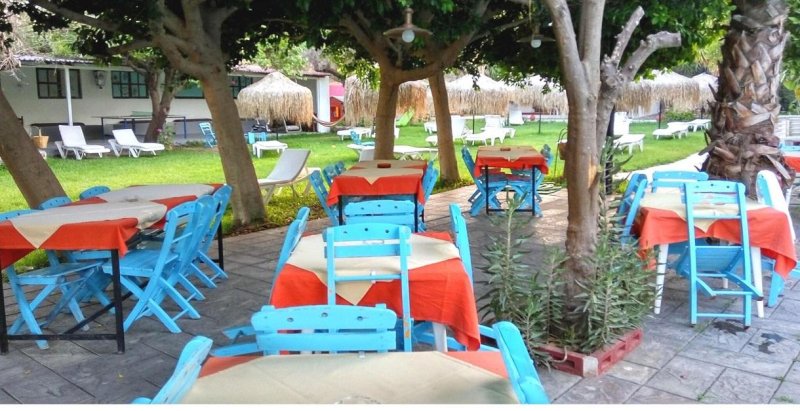 Rodosz utazás Oasis Bungalows