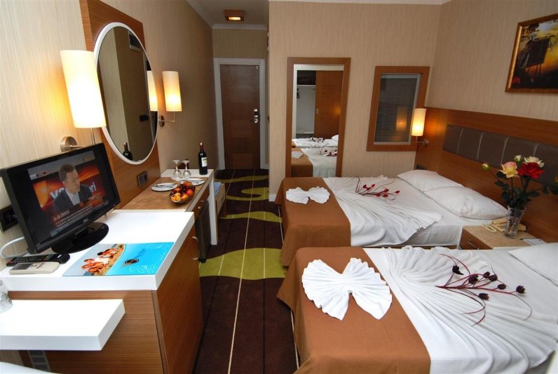 Alanya utazás Oba Star Hotel