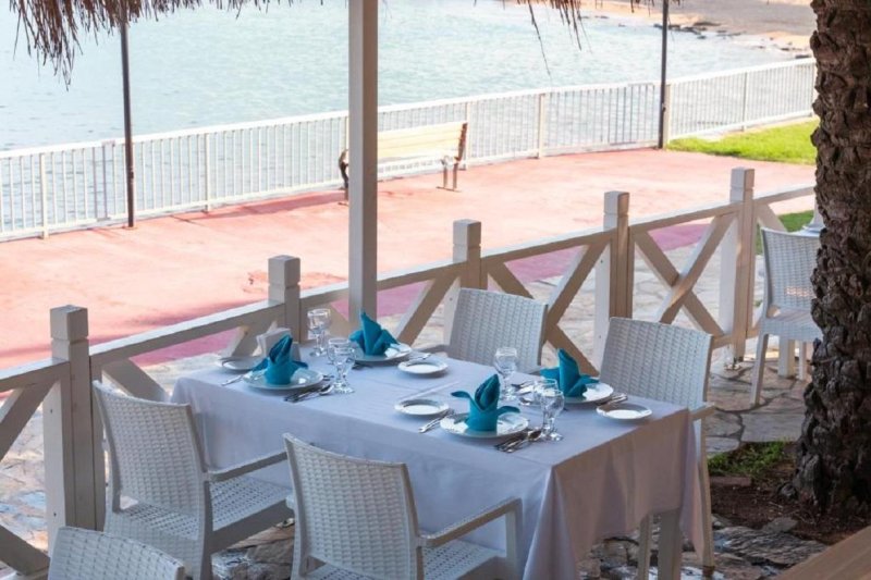 Alanya utazás Oz Hotels Incekum Beach Hotel