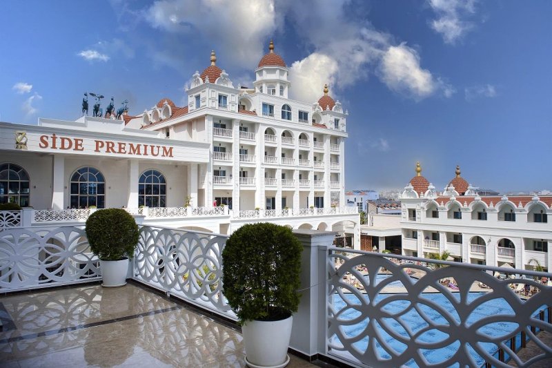 Oz Hotels Side Premium Side