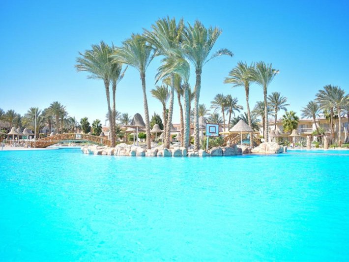 Sharm El-Sheikh utazás Parrotel Beach Resort