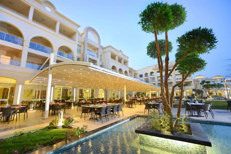 Pickalbatros Albatros White Beach Hurghada