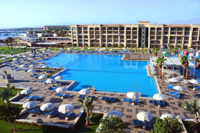 Pickalbatros Albatros White Beach Hurghada
