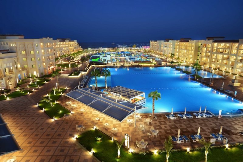 Pickalbatros Albatros White Beach Hurghada
