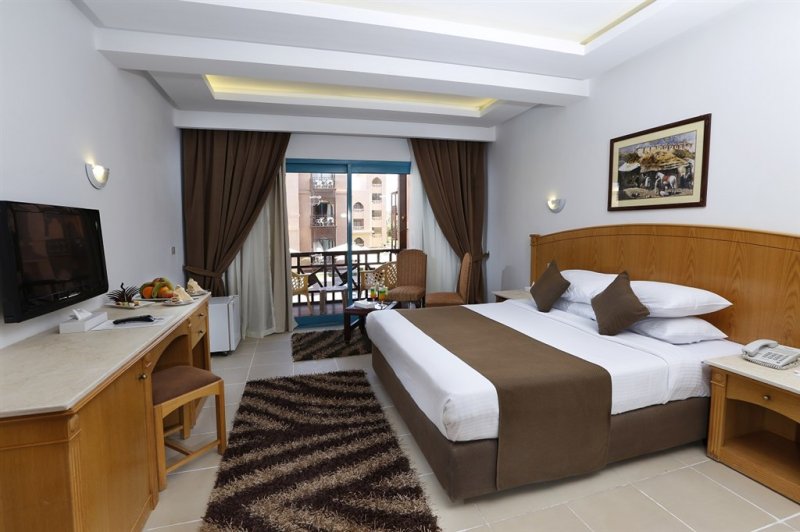 Hurghada utazás Pickalbatros Aqua Park Resort