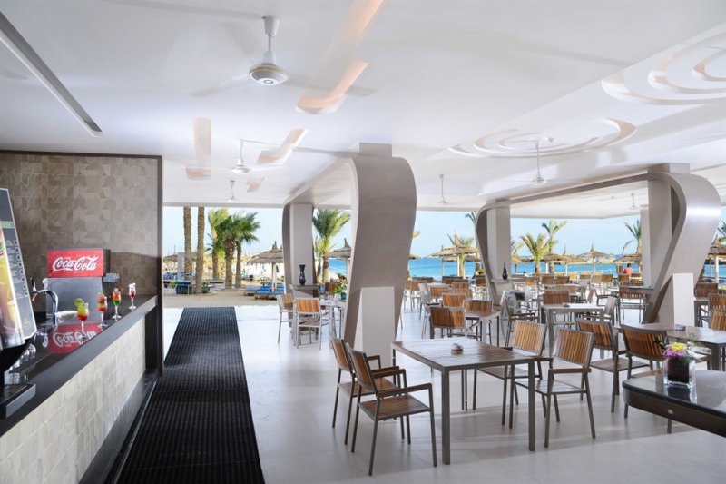 Hurghada utazás Pickalbatros Beach Albatros Resort