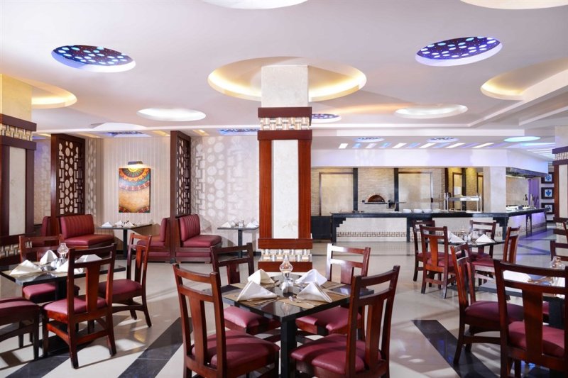 Hurghada utazás Pickalbatros Beach Albatros Resort