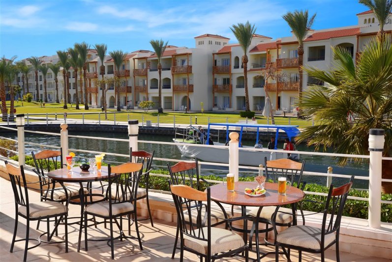 Hurghada utazás Pickalbatros Dana Beach Resort