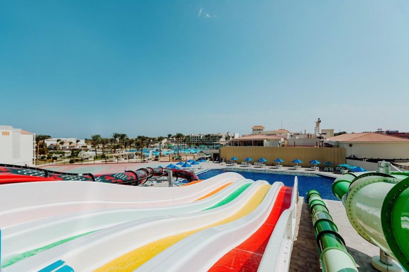 Hurghada utazás Pickalbatros Dana Beach Resort