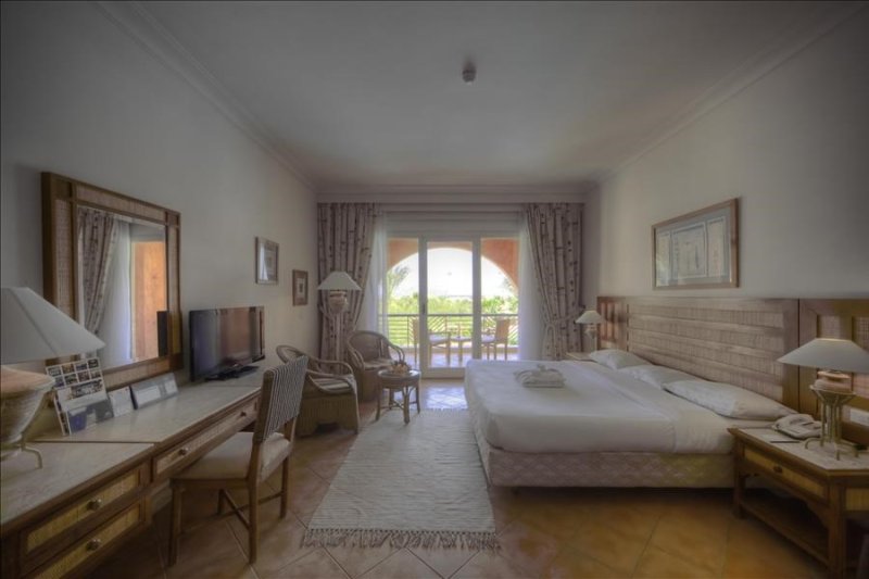 Sharm El-Sheikh utazás Pickalbatros Laguna Vista Resort