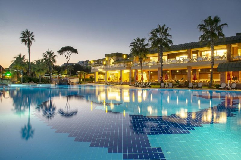 Belek utazás Pine Beach Belek