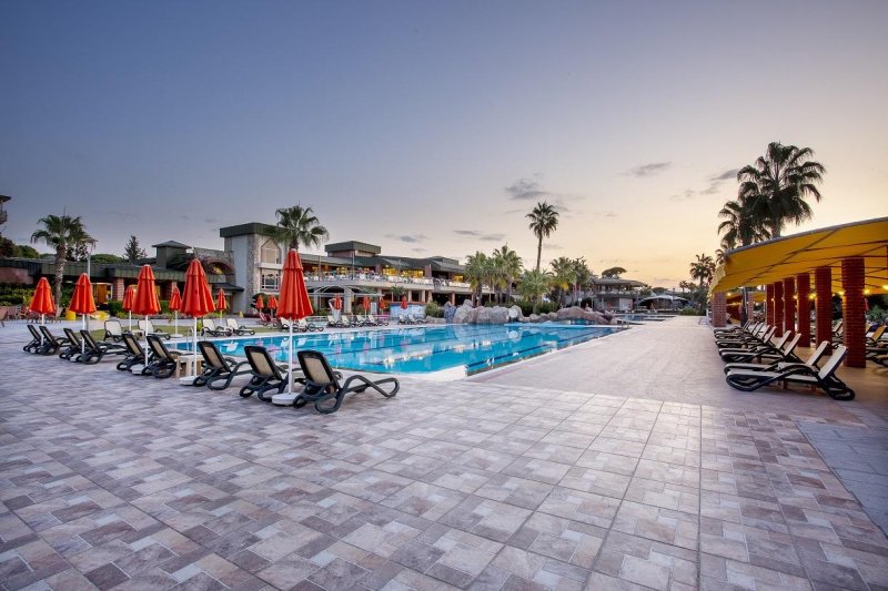 Belek utazás Pine Beach Belek