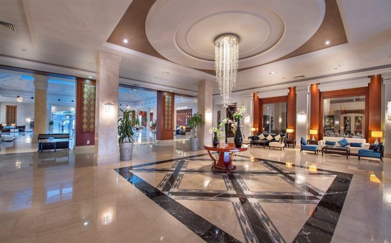 Hurghada utazás Premier Le Reve